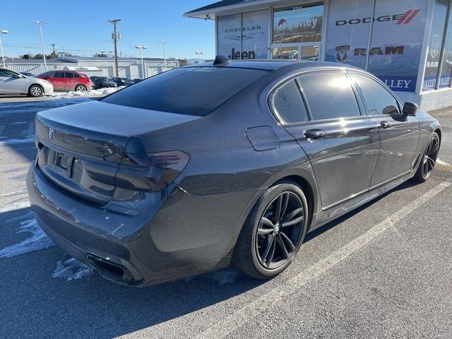 $38690 : PRE-OWNED 2019 7 SERIES 750I image 5