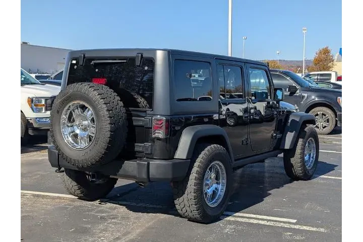 $26650 : Jeep Wrangler Unlimited 2017 image 3