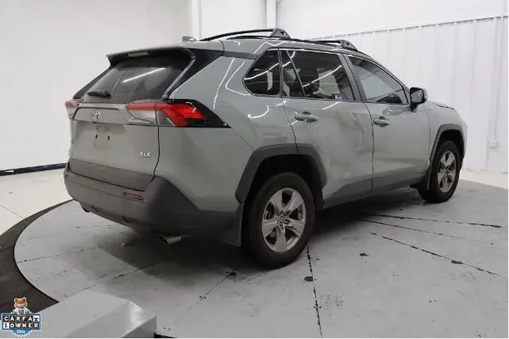 $26995 : Toyota RAV4 2023 XLE 4dr SUV image 4