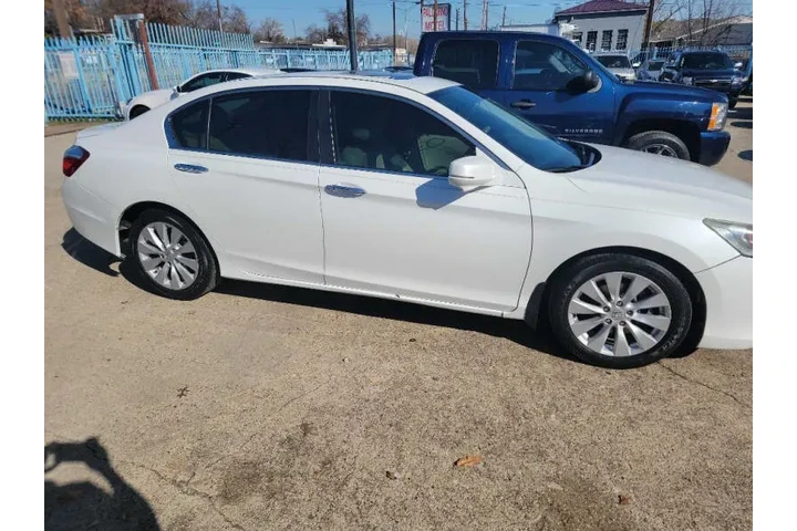 $11500 : 2015 Accord EX-L image 3