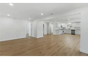 $1050 : beautiful newly remodeled home thumbnail
