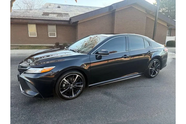 $22379 : 2020 Camry XSE image 4