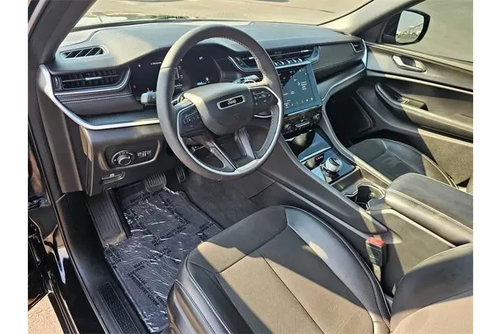 $38967 : Jeep Grand Cherokee 2025 4x4 image 2