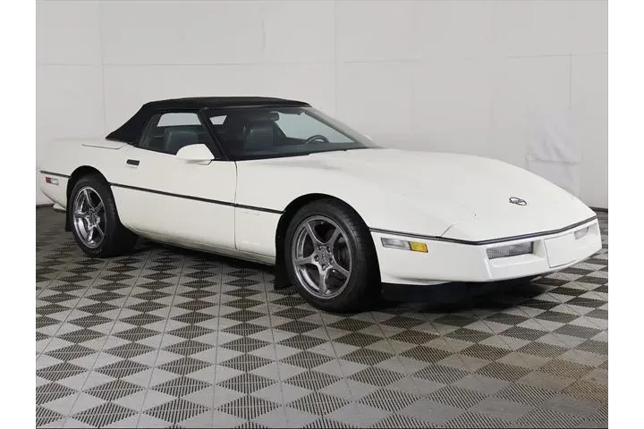 $12899 : Chevrolet Corvette 1986 2dr image 2