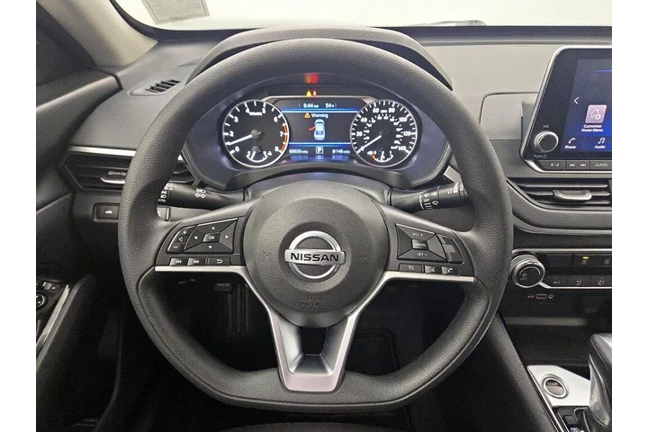 $16998 : Nissan Altima 2021 2.5 SV 4d image 10