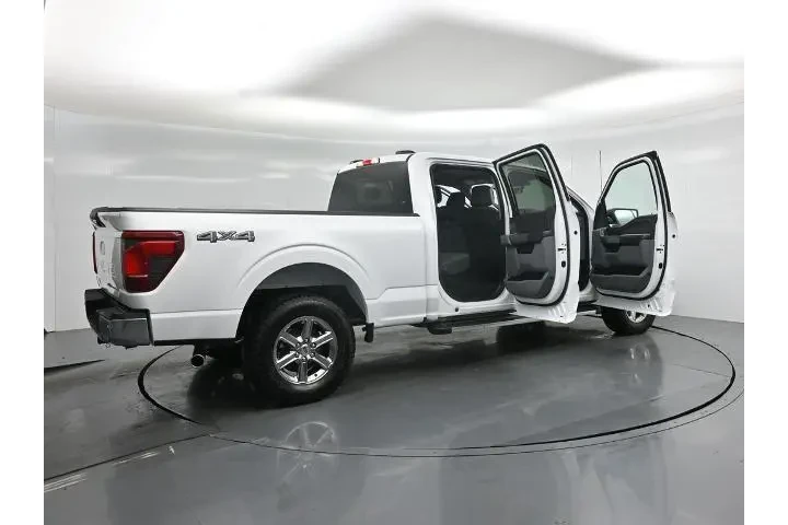 $39968 : Ford F-150 2024 4x4 XLT 4dr image 6