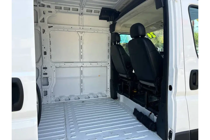 $36499 : 2024 RAM ProMaster Tradesman image 10