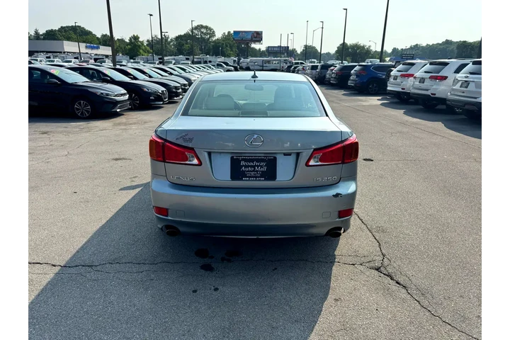 $8980 : 2009 IS 250 4dr Sport Sdn Aut image 3