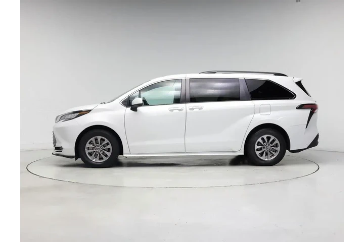 $33998 : Toyota Sienna 2022 XLE 8-Pas image 3