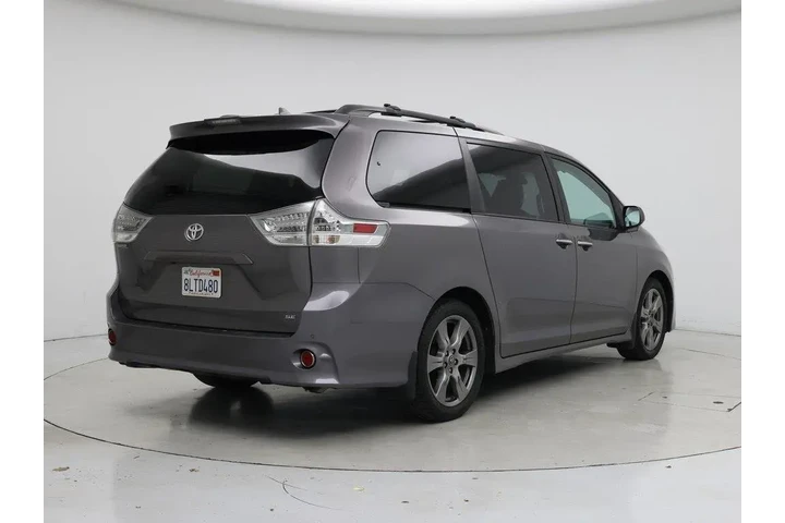 $30998 : Toyota Sienna 2019 SE 8-Pass image 8