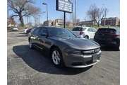 $8900 : 2015 Charger SE thumbnail