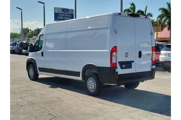 $34990 : Ram ProMaster 2025 Tradesman image 3