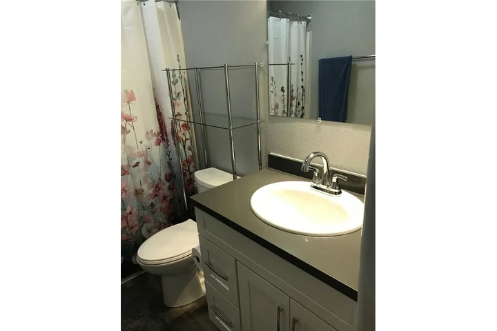 $1100 : Whittier CA ofrece con orgullo image 4