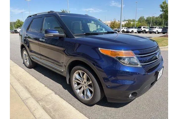 $10371 : Ford Explorer 2011 AWD Limit image 6