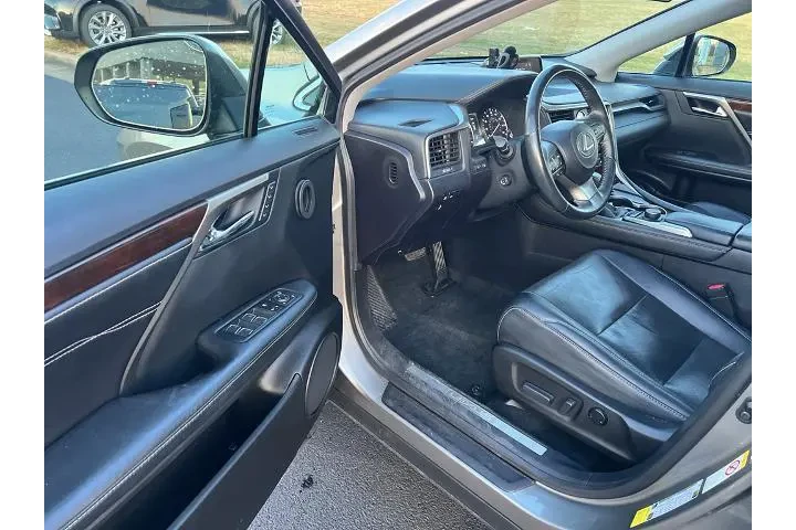 $23850 : Lexus RX 350 2017 AWD F SPOR image 9