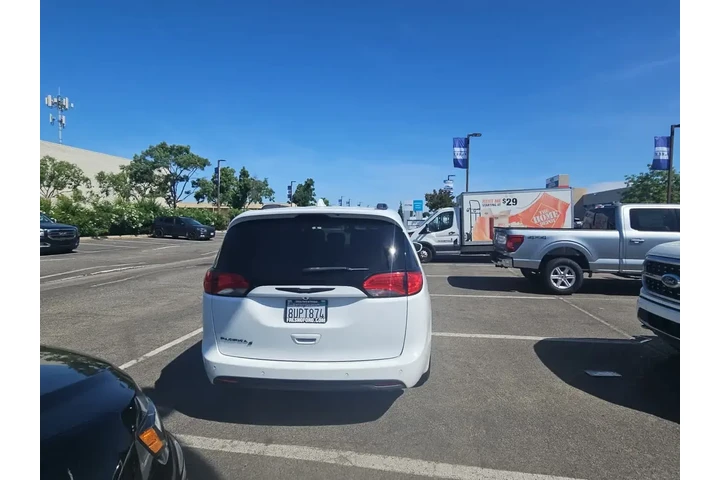 $22500 : Chrysler Pacifica 2020 Touri image 7