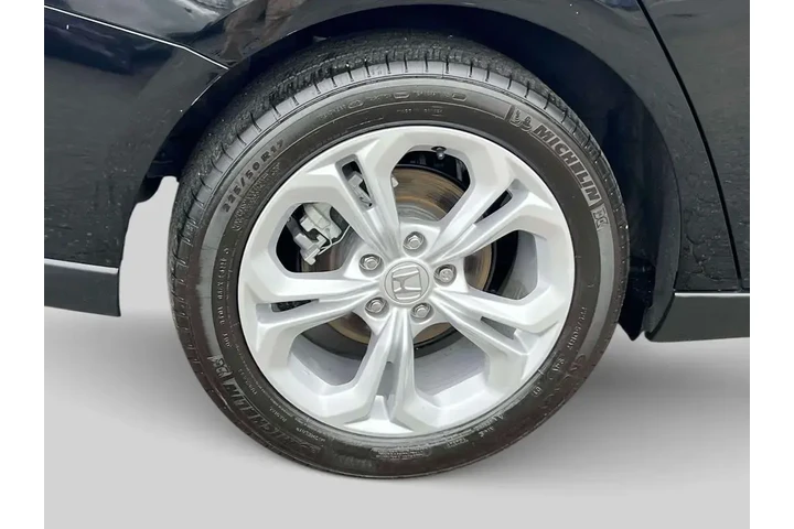 $23375 : Honda Accord 2025 LX 4dr Sed image 9