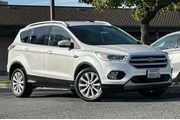 $12552 : Ford Escape 2017 Titanium 4d thumbnail