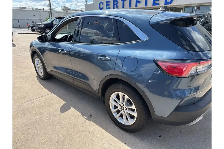 $14991 : Ford Escape 2020 SE 4dr SUV image 5