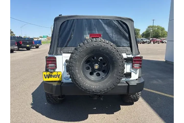 $14799 : Jeep Wrangler 2014 4x4 Sport image 5