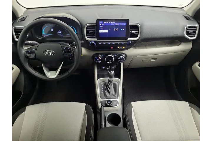 $18998 : Hyundai VENUE 2023 SEL 4dr C image 9