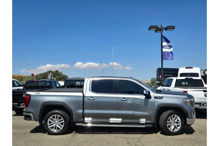 $36799 : GMC Sierra 1500 2020 4x4 SLT image 3