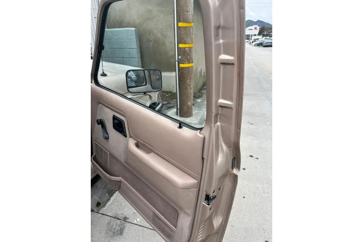 $3300 : Ford ranger 1992 XLT image 7