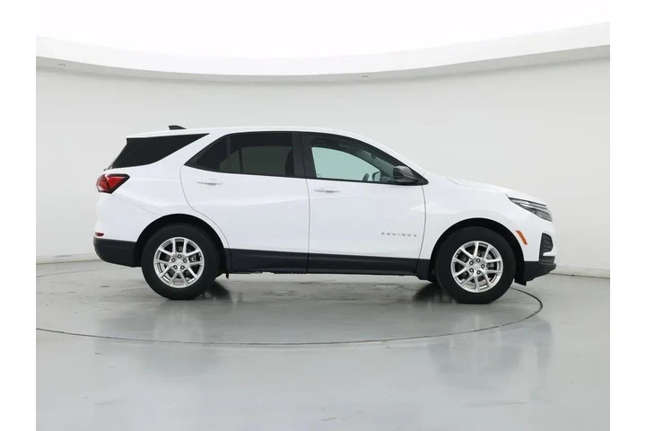 $20998 : Chevrolet Equinox 2022 LS 4d image 7
