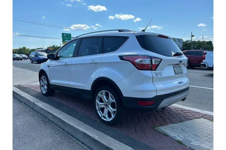 $10495 : 2018 Escape Titanium image 6