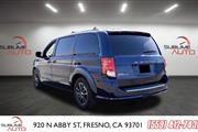 $8995 : 2017 Grand Caravan thumbnail