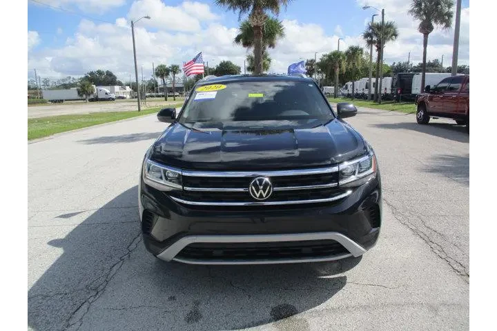 $21795 : Volkswagen Atlas Cross Sport image 2