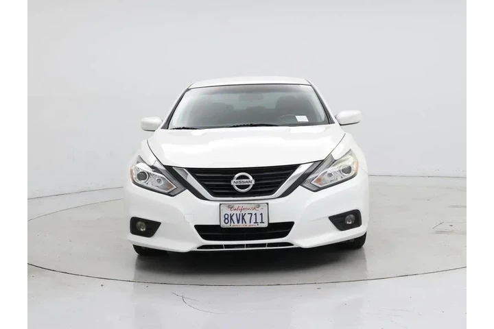$12998 : Nissan Altima 2018 2.5 SV 4d image 5
