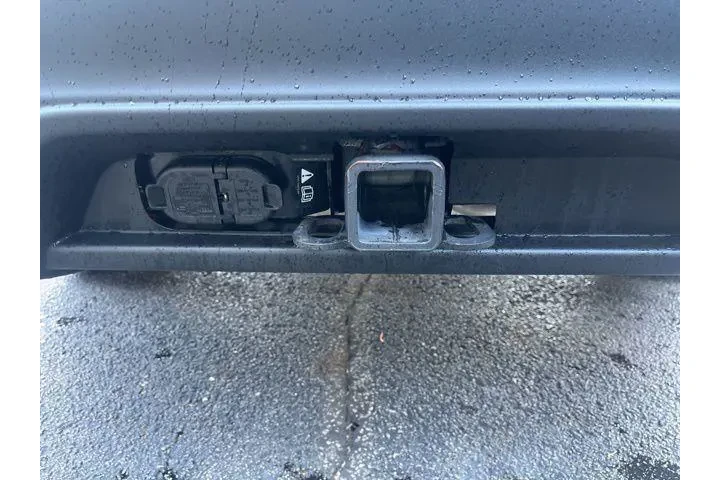 $34915 : Ford Explorer 2021 AWD ST 4d image 8