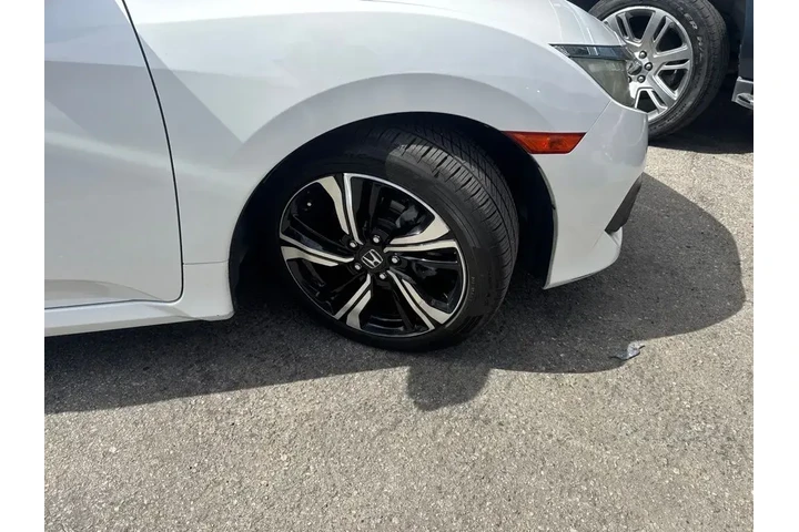 $21543 : Honda Civic 2016 Touring 4dr image 2