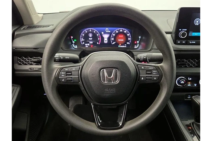 $23998 : Honda Accord 2023 LX 4dr Sed image 10