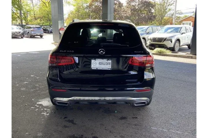 Mercedes-Benz GLC 2021 AWD G image 6