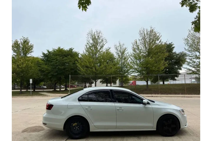 $11995 : 2017 Jetta 1.4T S image 8