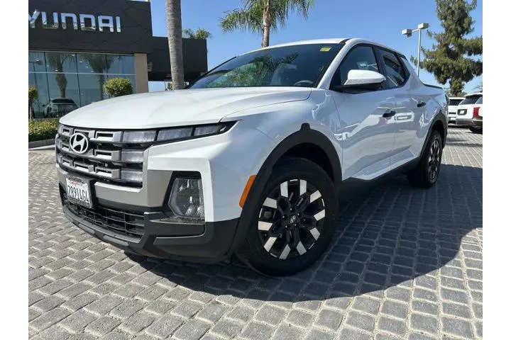 $25995 : Hyundai SANTA CRUZ 2025 SE 4 image 2