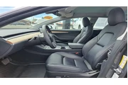$31988 : Tesla Model 3 2023 4dr Sedan thumbnail