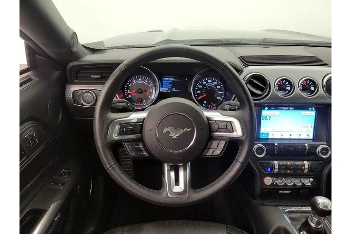 $33998 : Ford Mustang 2016 GT Premium image 10