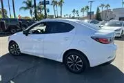 $13777 : 2019 Yaris Sedan L thumbnail