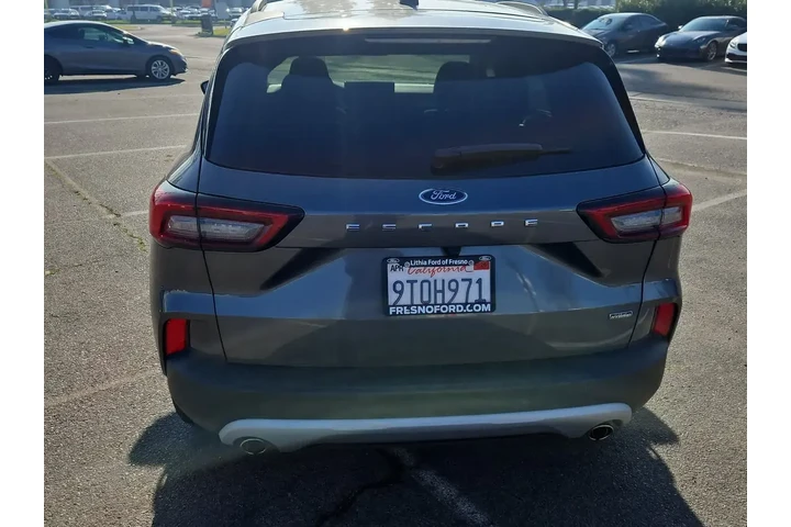 $30000 : Ford Escape Plug-In Hybrid 2 image 5