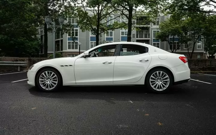 $20000 : 2015 MASERATI GHIBLI image 7