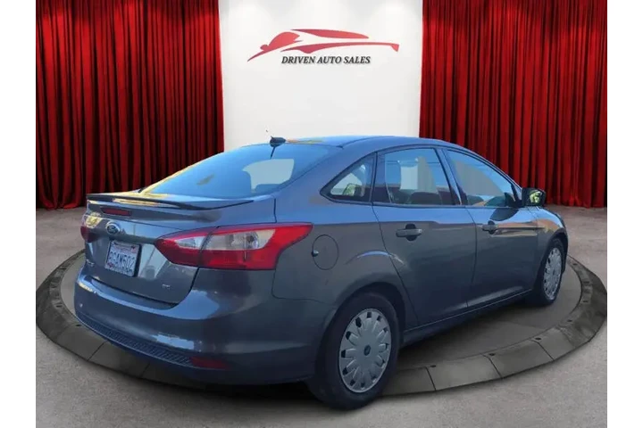 $5999 : 2012 Focus SE image 6