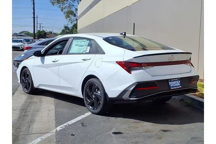 $22700 : Kia K4 2025 LXS 4dr Sedan image 7