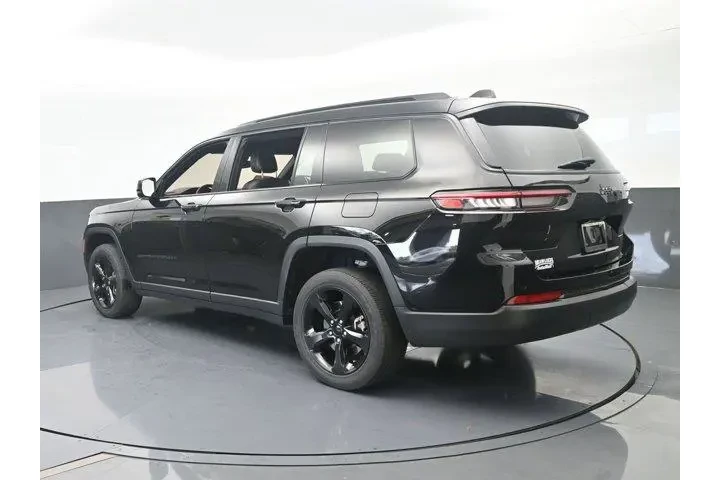 $27432 : Jeep Grand Cherokee L 2023 4 image 4