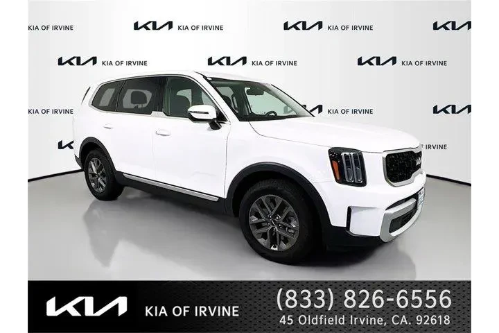 $34017 : Kia Telluride 2025 LX 4dr SU image 1