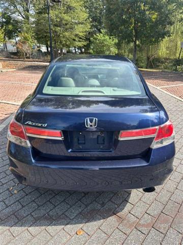 $4000 : 2011 Accord LX image 10