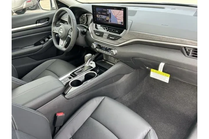 $32835 : Nissan Altima 2025 2.5 SL 4d image 8