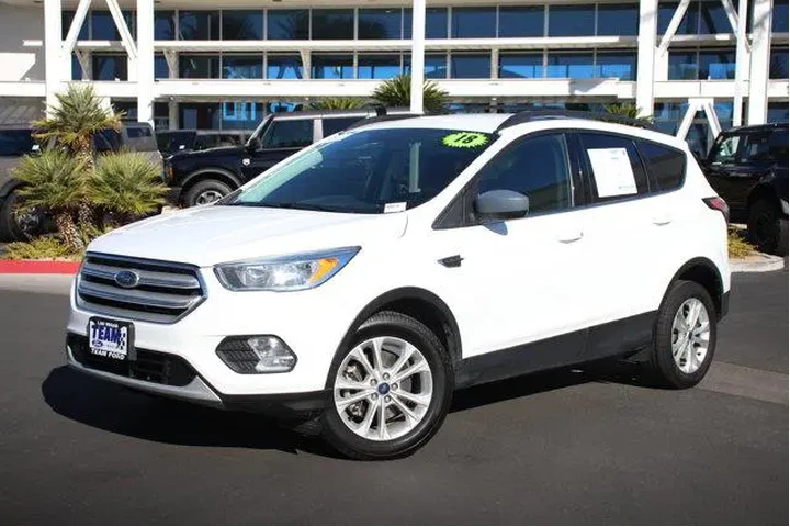$10300 : Ford Escape 2018 AWD SE 4dr image 1